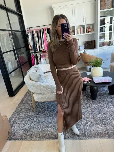 knit set valentines day outfits 