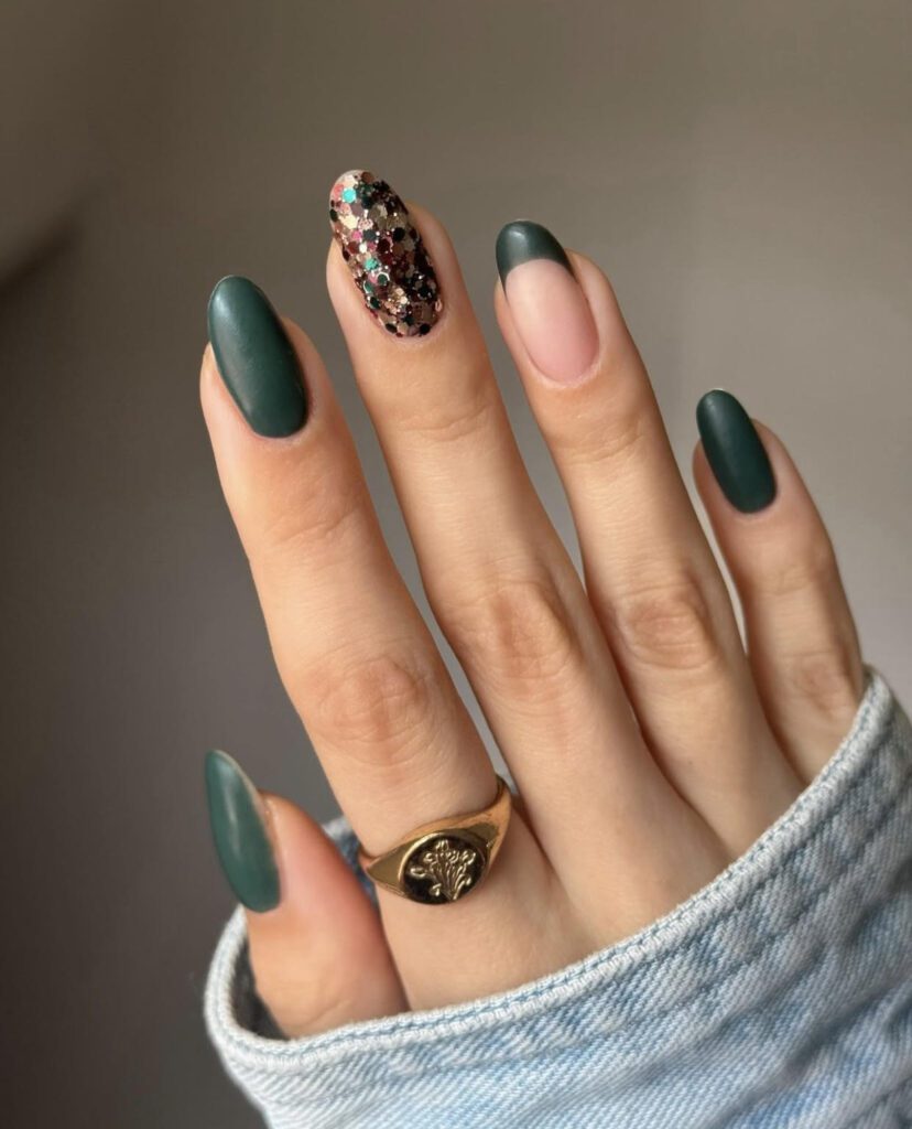 green nails, fall nail ideas