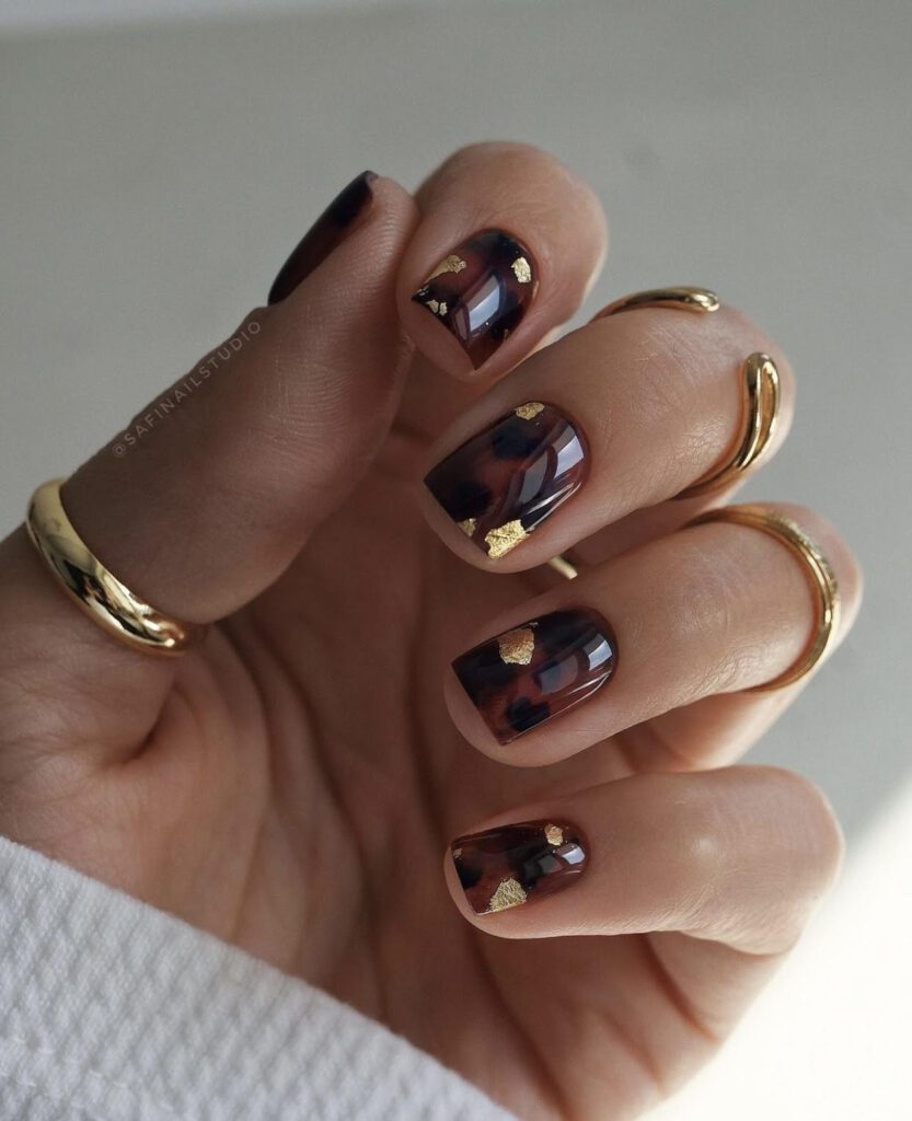 nail inspo fall 2024, tortoise shell nails
