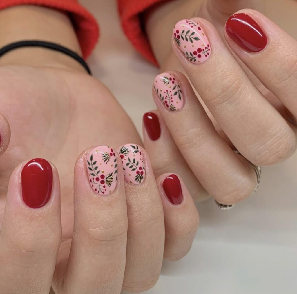 christmas nail idea short