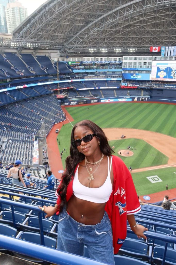 game day outfit inspo, baseball stadium
