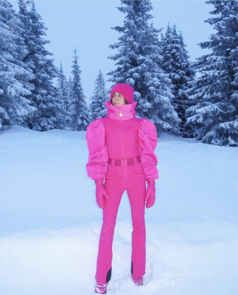 what to wear in aspen, ski suit