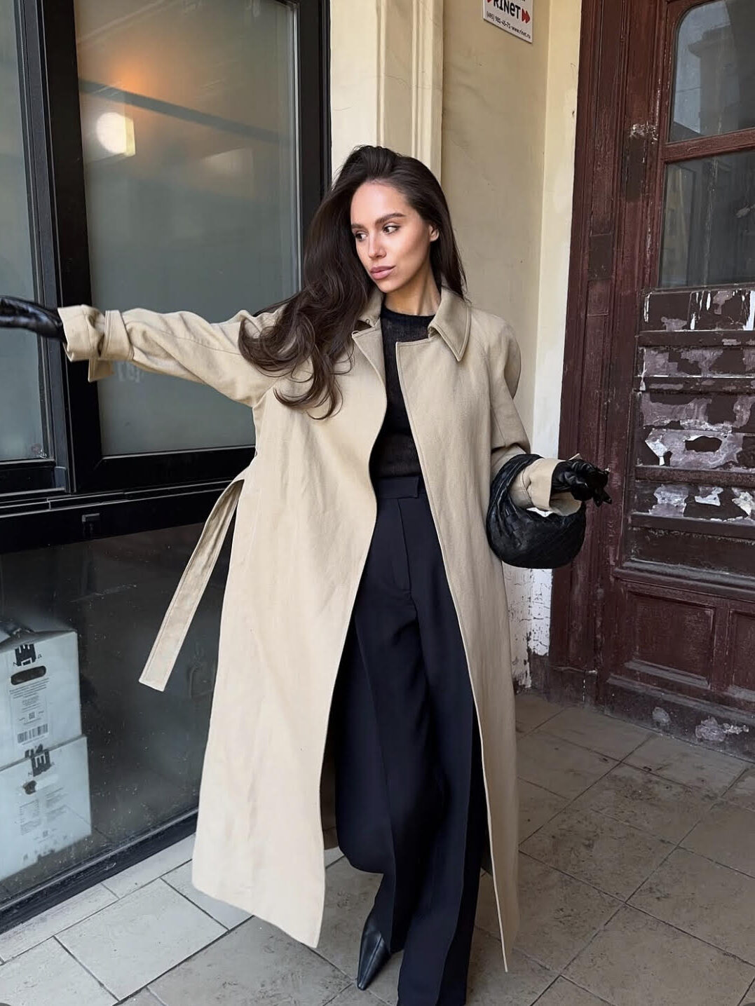 old money style, trench coat outfit