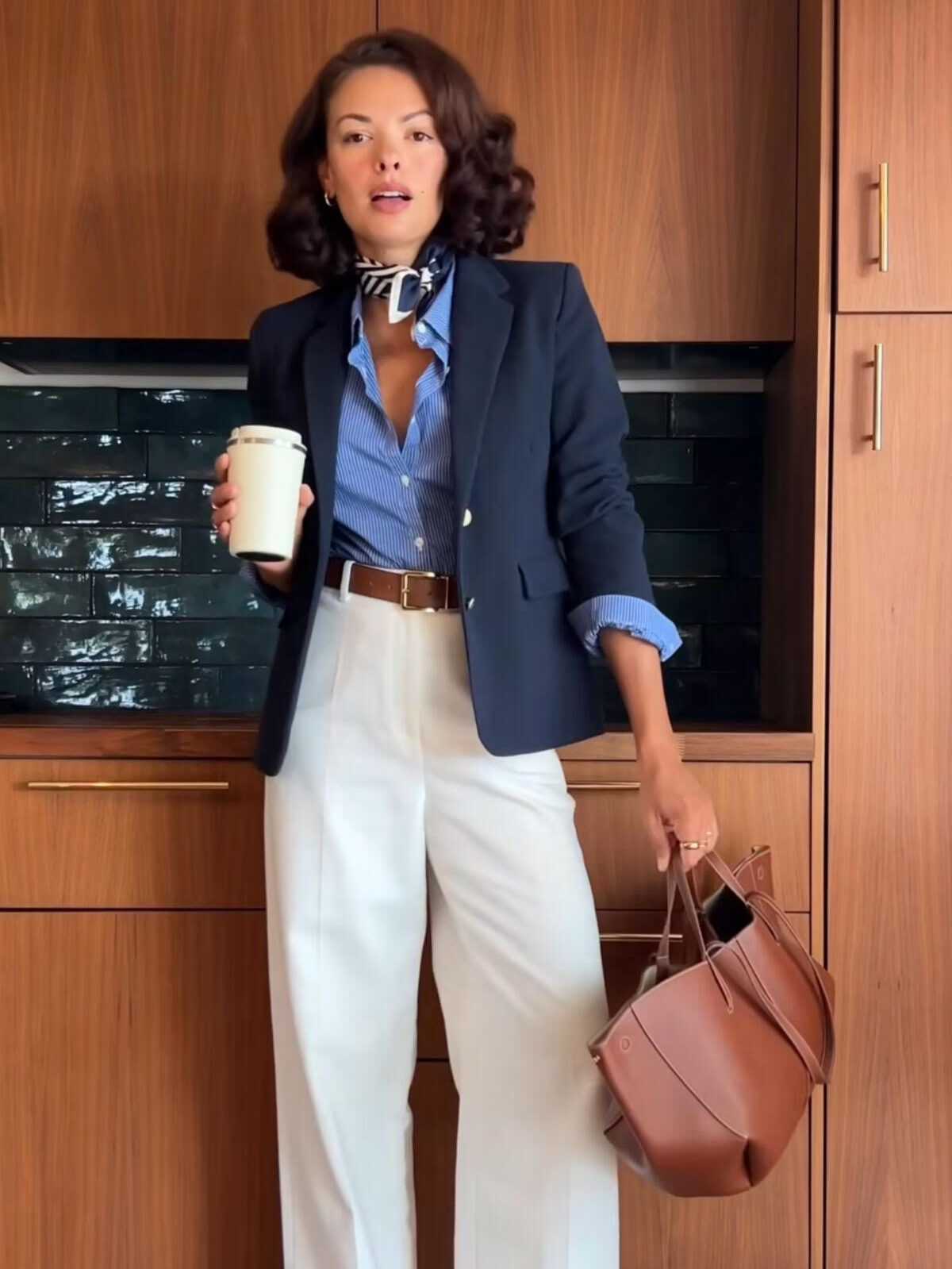 old money outfit ideas, navy blazer, white pants, 2025