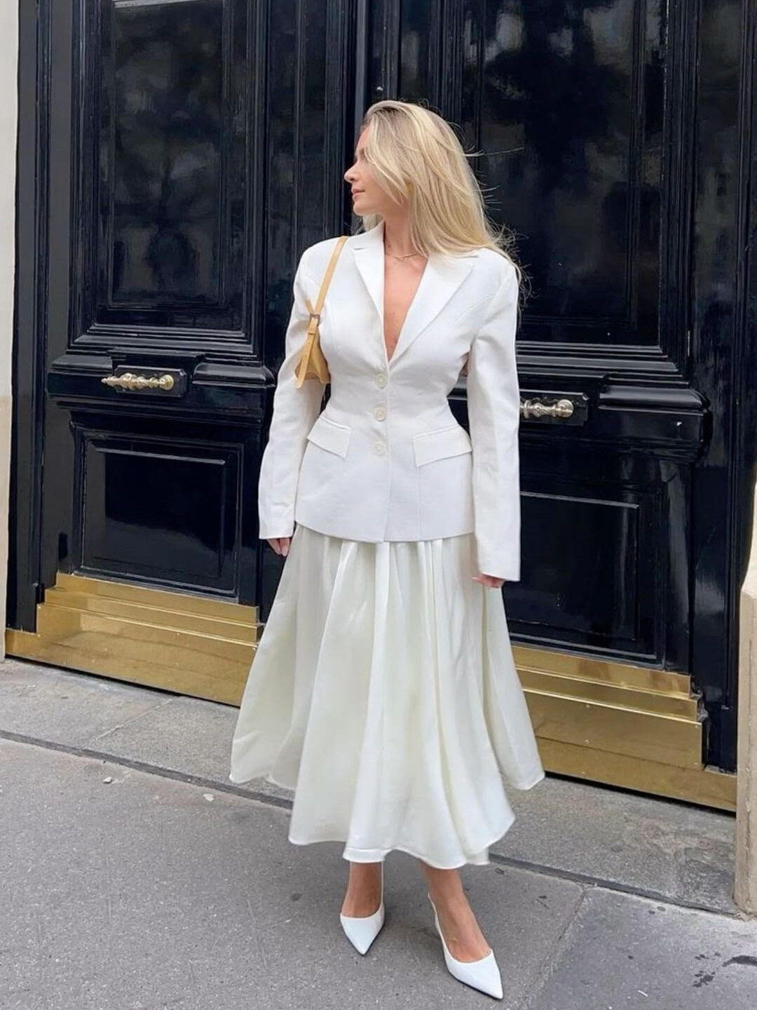 old money outfit ideas, blazer and maxi skirt outfit