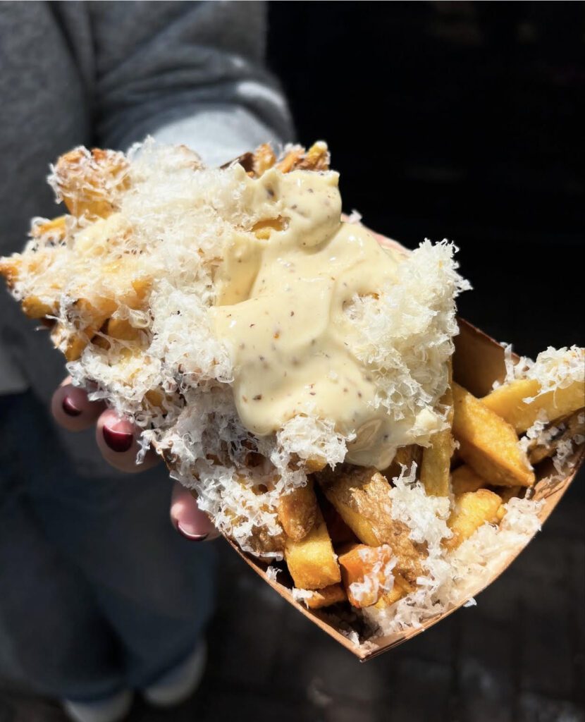 dutch fries, fabel friet, what to eat in amsterdam