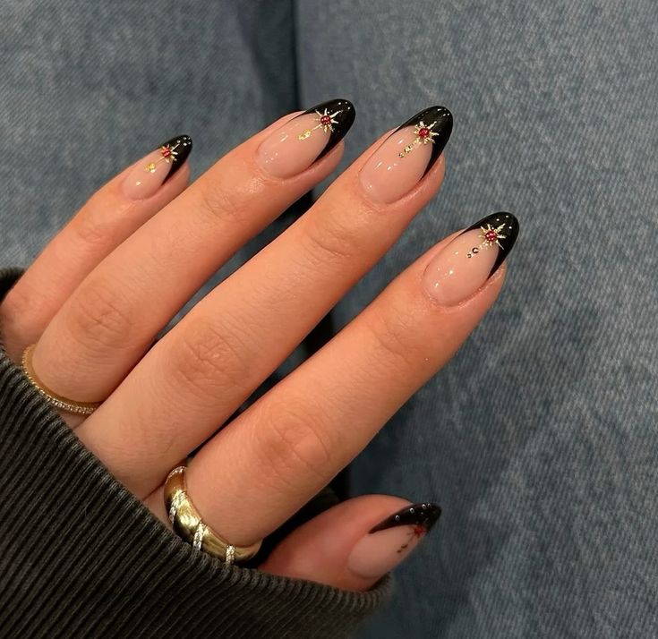 Teenage nail design ideas, black French tips