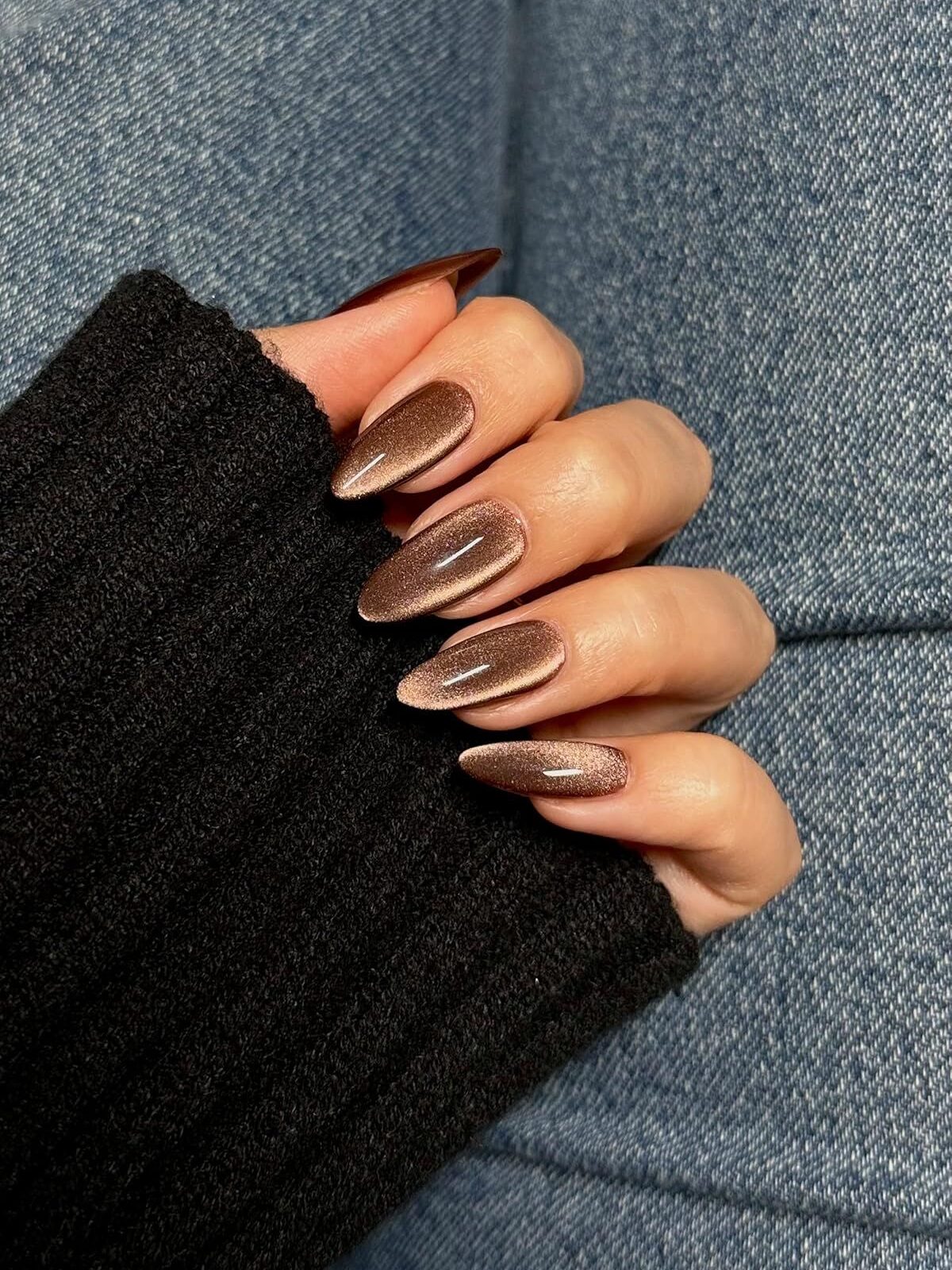 Brown Cat Eye Nails
